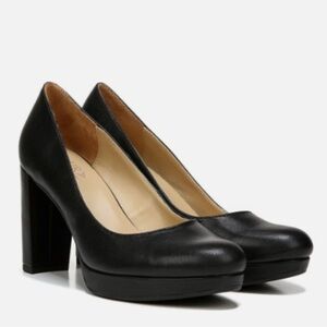 Naturalizer Berlin Platform Pump